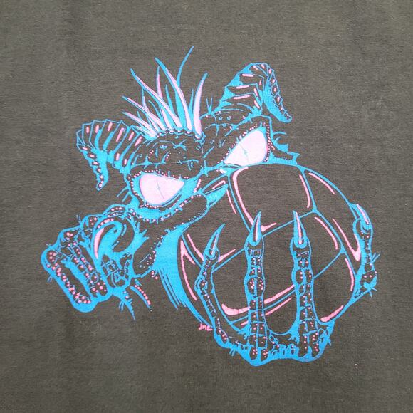 Vintage 90s Screen-Stars Shirt Womens M/L 19x27 Volleyball Alien - Picture 10 of 16